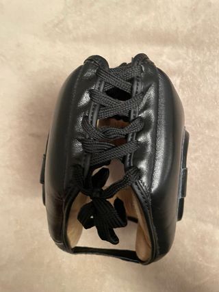 Casco de boxeo Leone protección frontal