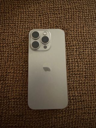 iPhone 15 Pro Negro/Gris