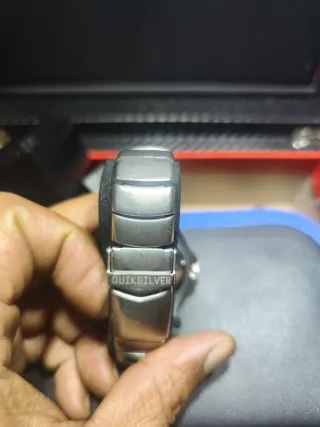 Reloj Quiksilver Deportivo Plata y Blanco