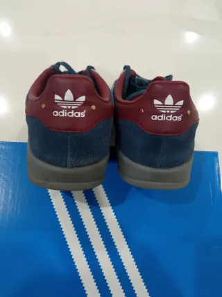 Zapatillas Adidas Gazelle azul y granate
