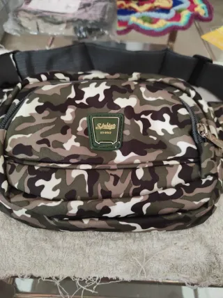 Riñonera camuflaje lona plastificada