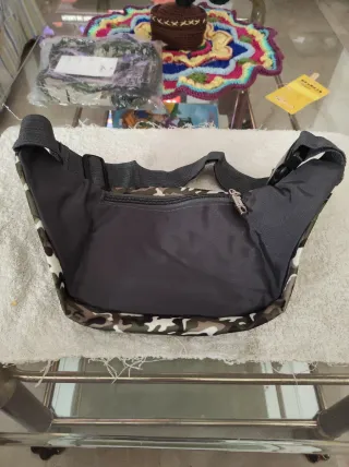 Riñonera camuflaje lona plastificada