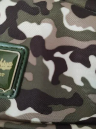 Riñonera camuflaje lona plastificada