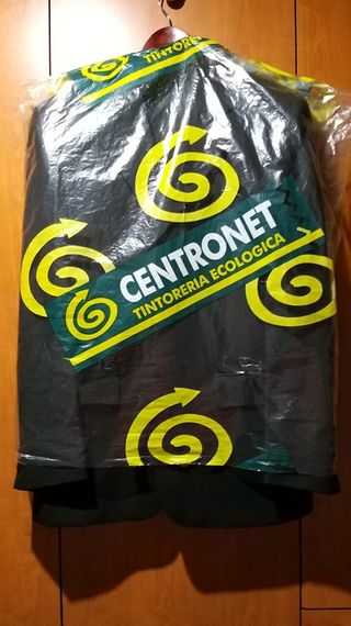 3 TRAJES CABALLERO (COMO NUEVOS)