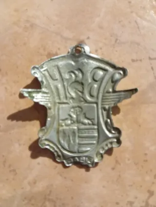 Insignia bicicleta bh antigua