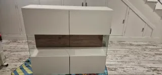 Vitrina de salón con luz interior