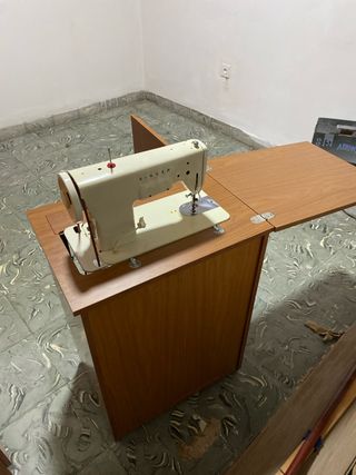 Máquina de coser Singer