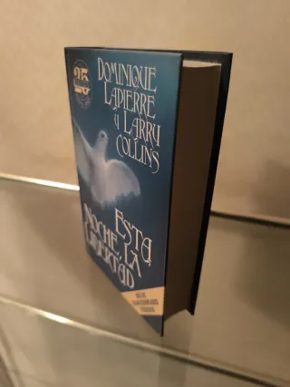 Libro Esta Noche, La Libertad