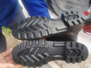 Botas de agua negra hombre talla 43 calplesa nueva