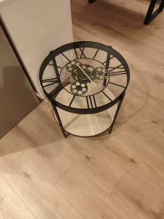 Mesa auxiliar salón cristal y metal