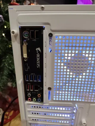 PC Gaming Ryzen 7 5700G + Gigabyte B450 AORUS M