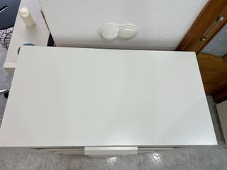 Cajonera blanca de madera