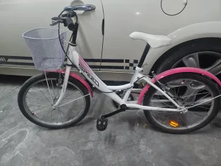 Bicicleta niña Speed con cesta