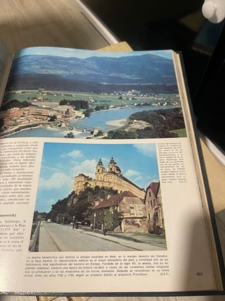 Libros enciclopédicos