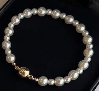 Pulsera de perlas con cierre magnético