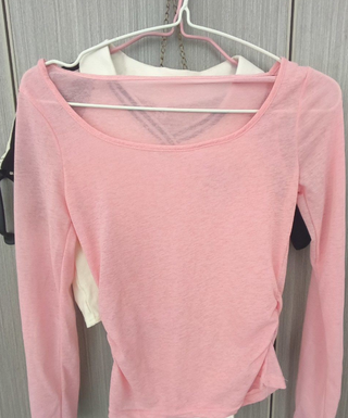 Camiseta básica manga larga rosa