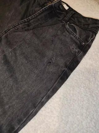 Pantalón Vaquero Flare Bershka Negro Roto