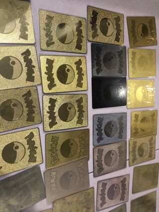 Lote Cartas Pokémon Metálicas Doradas