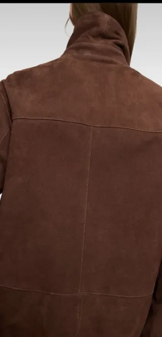 Chaqueta de piel marrón