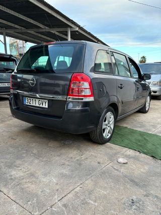 Opel Zafira 2010