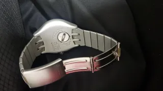 Reloj Swatch Azul y Plateado