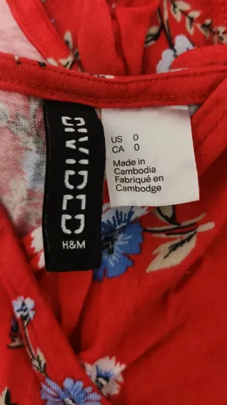 Mono corto estampado floral rojo