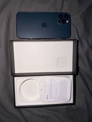 iPhone 12 Pro Azul +Fundas