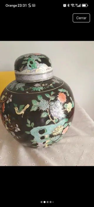 Jarrón de porcelana Chong Ah con certificado