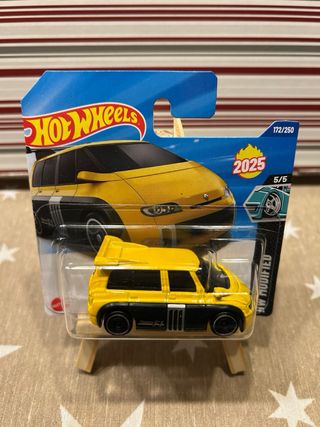 Hot Wheels Renault Espace F1 Amarillo