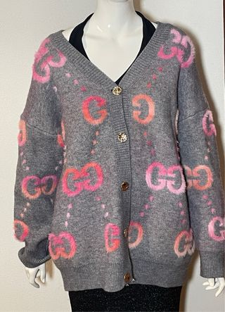 Cárdigan GG Gris y Rosa Talla Única. Estilo Gucci