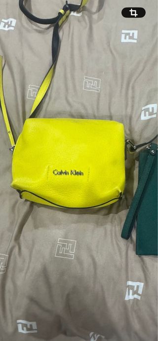Bolso Calvin Klein Amarillo y Verde