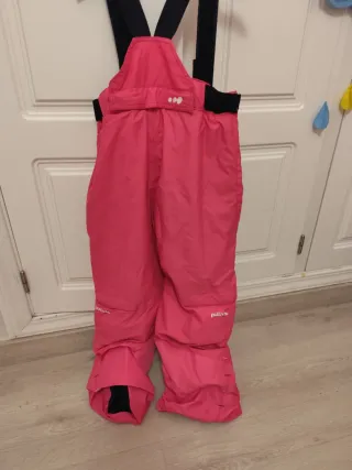 Chaqueta, pantalones de Nieve Rosas con Peto