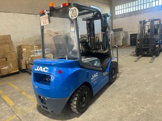 Carretilla elevadora diésel 2500 kg