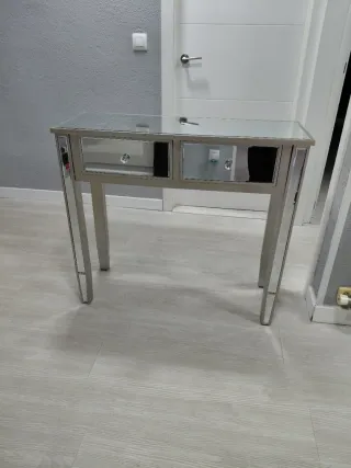 Mesa recibidor cristal y espejo