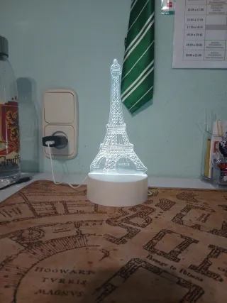 Lámpara Torre Eiffel Acrílico
