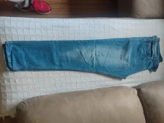 Pantalón vaquero Pull&Bear hombre talla 42