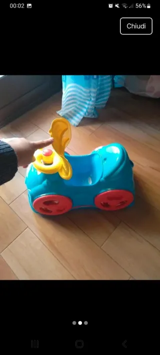 Macchina cavalcabile per bambini