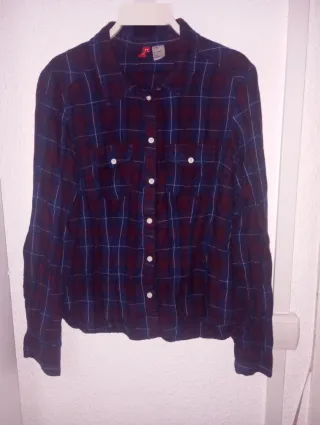 Camisa H&M cuadros azul y rojo