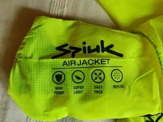 Cortavientos Spiuk talla L/M. Nuevo.