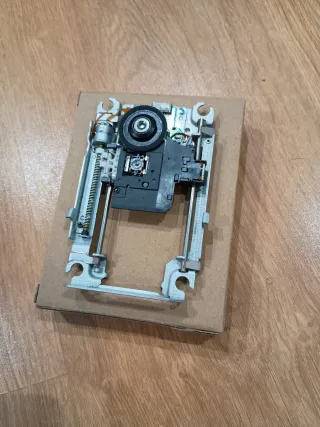 Unidad óptica Blue Ray DVD PS4 KEM-490