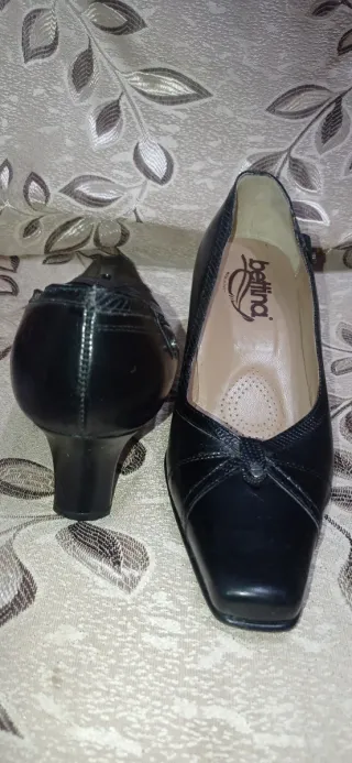 Scarpe donna nere Bettina