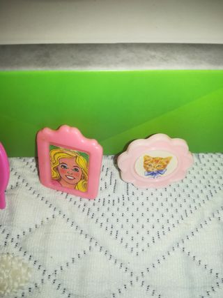 Pequenos Quadros Barbie, Ken e Gato