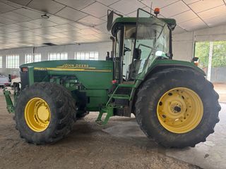 Tractor John Deere 8200