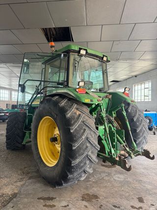 Tractor John Deere 8200