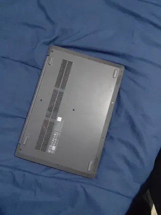 Portátil Lenovo Negro