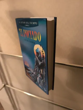 El Iniciado - Louise Cooper