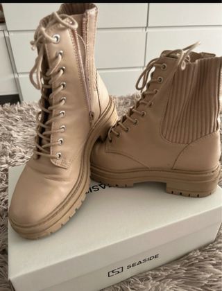 Botas bege T 35