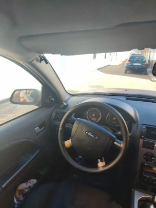 Ford Mondeo 2004