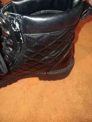 Botines Stradivarius Talla 40