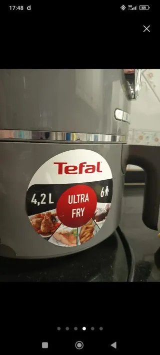 Freidora de aire gris